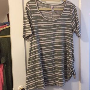 Medium perfect t green/grey white striped lularoe